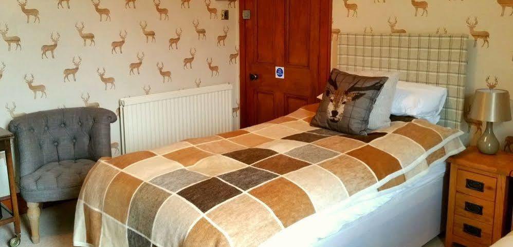 Strathallan Bed And Breakfast Grantown-on-Spey Extérieur photo